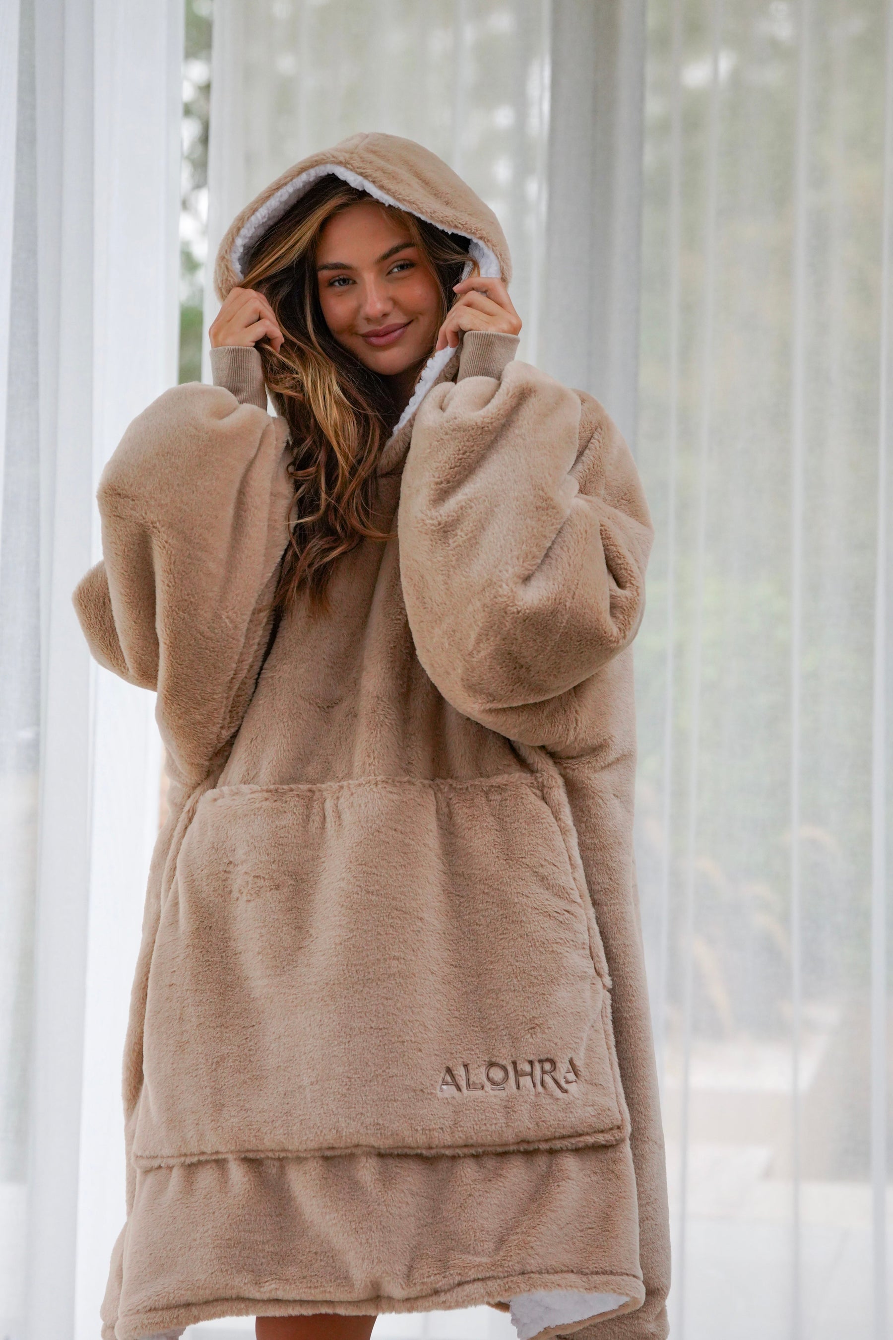 Moletom Oversized Com Capuz Almond