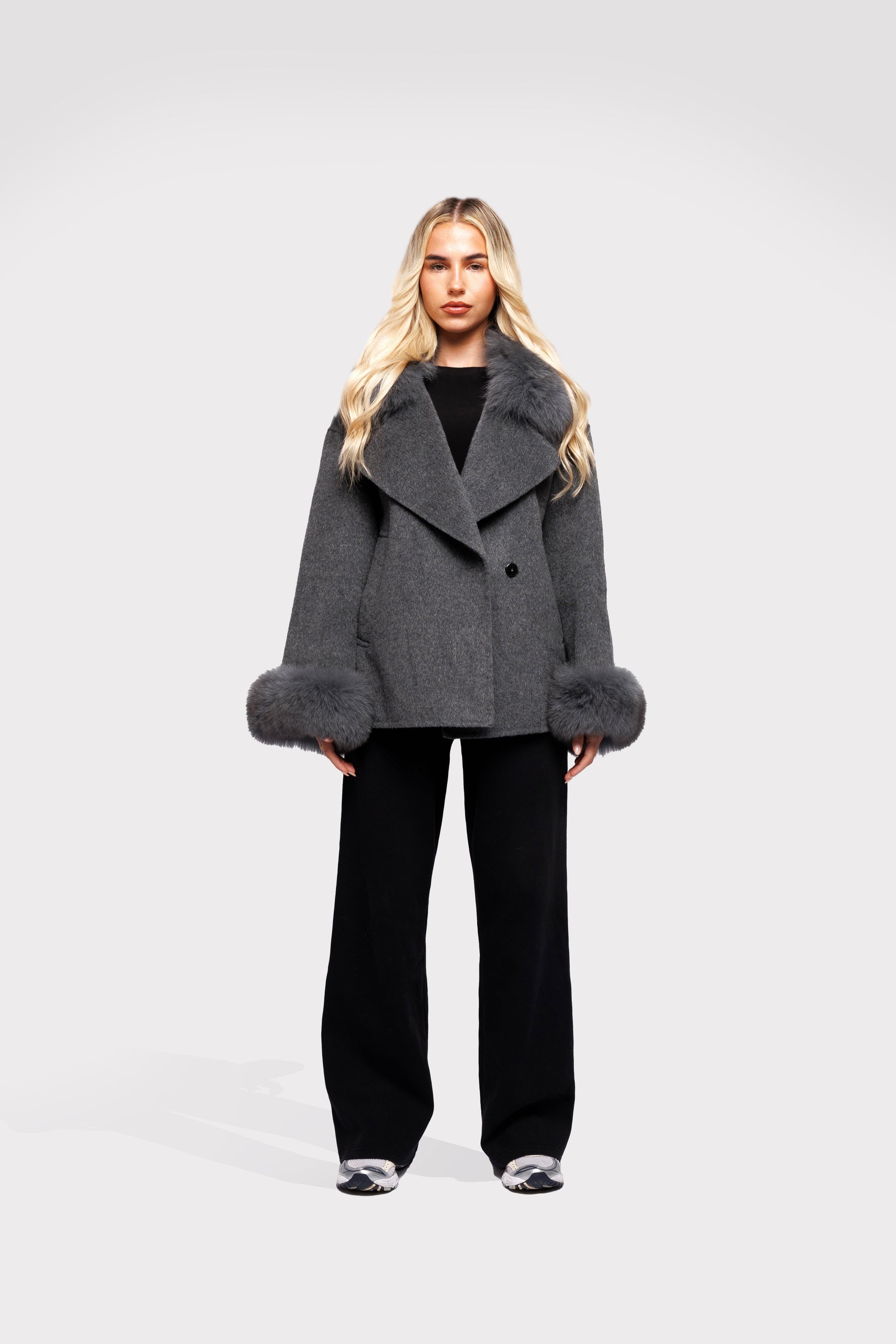 Cardigan Raffles
