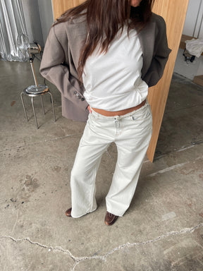 Jeans Cintura Baixa Lavagem Gelada