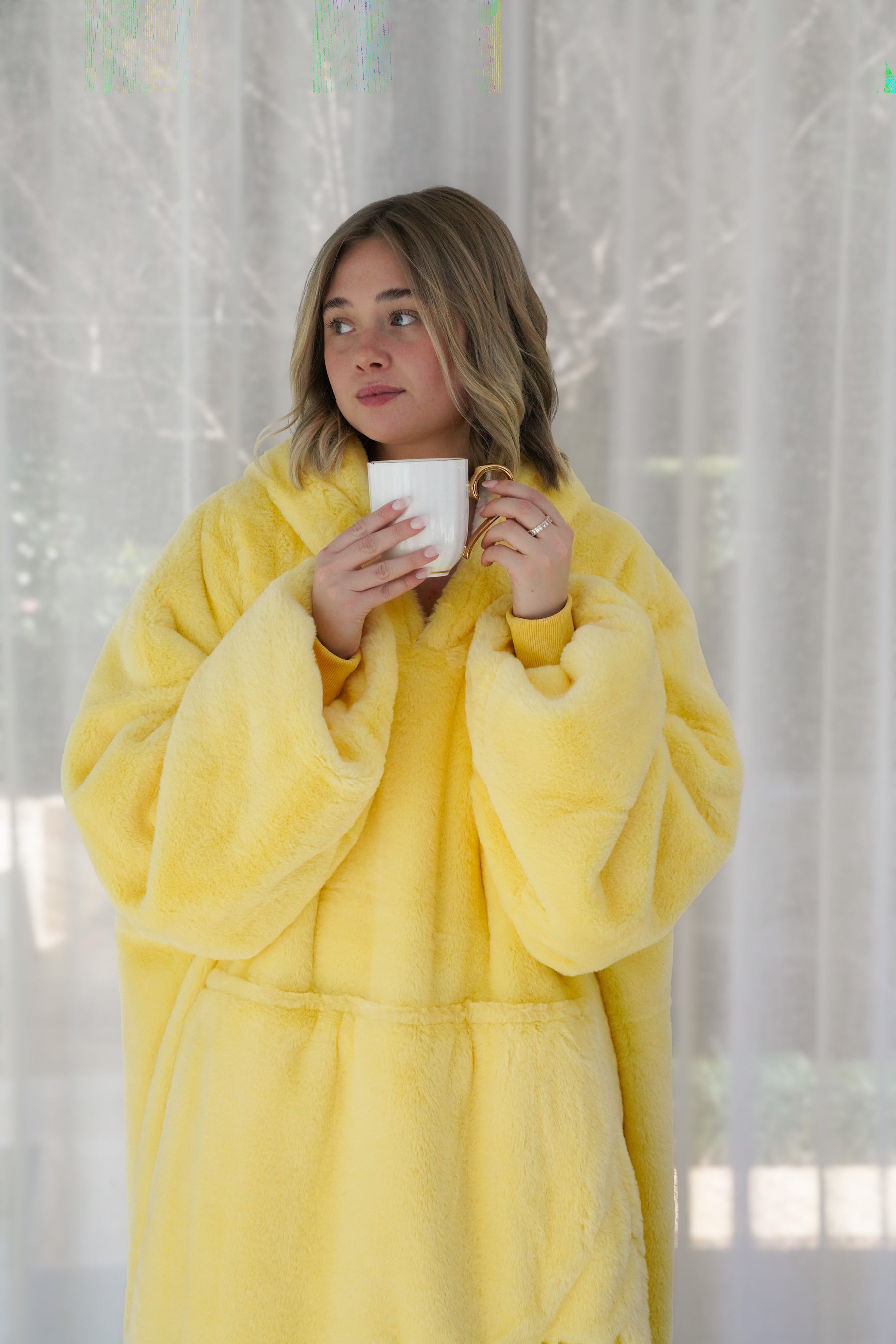 Moletom Oversized Com Capuz Limoncello