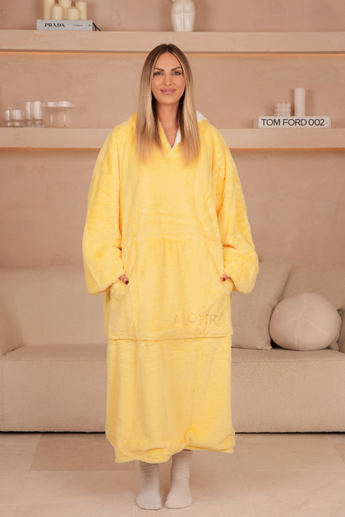 Moletom Oversized Com Capuz Long Limoncello