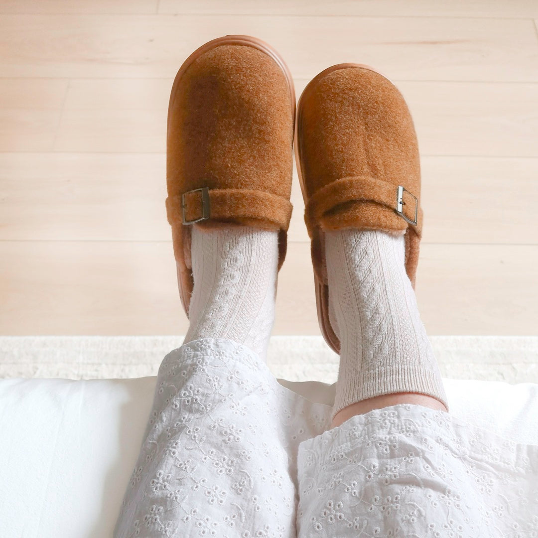 Pantufas Plush Ava com Plataforma