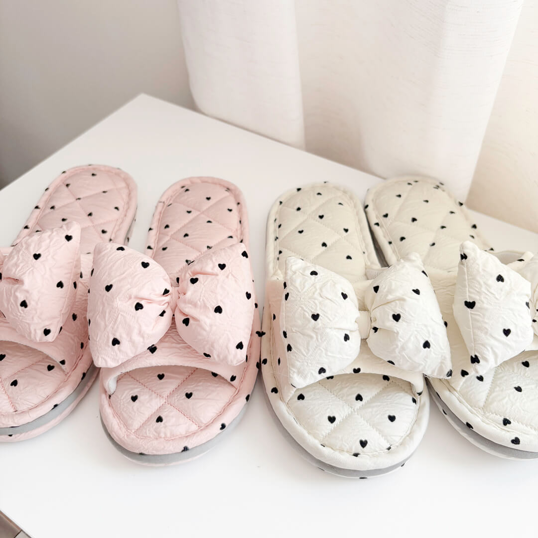 Pantufas Milie com Laço e Coração