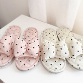 Pantufas Milie com Laço e Coração