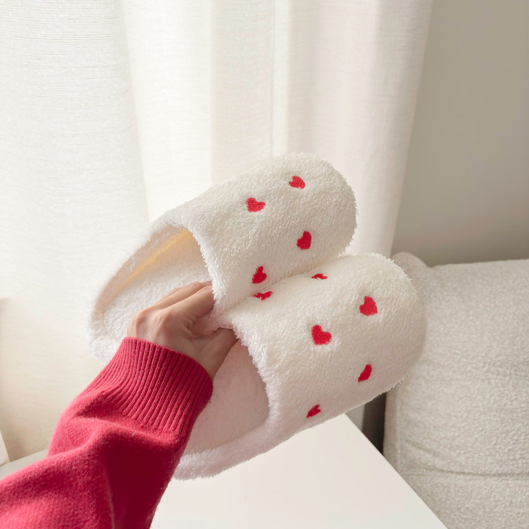 Pantufas Plush Mini Corações